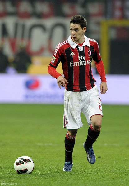 CBA：青岛队强势发挥 主场击败上海（CBA：青岛主场发威 力克上海队）