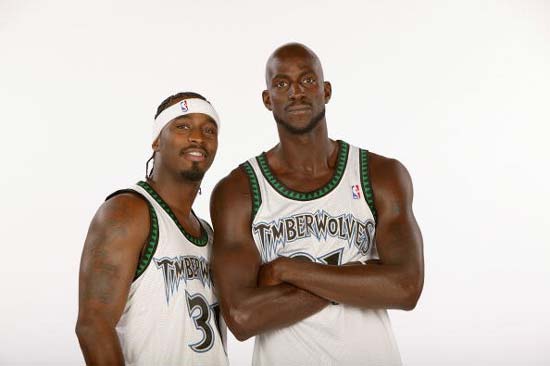 帕拉迪诺：我们和蓝军目前欧冠都是10分，明天我们会全力一搏（帕拉迪诺：欧冠与蓝军同积10分，明天我们将全力一战）