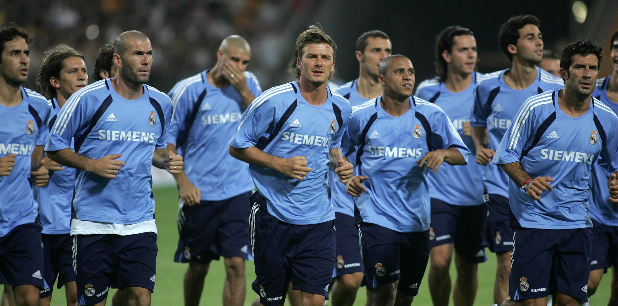 每体：费兰-托雷斯对弗里克来说很重要，巴萨打算与他续约（每体：弗里克看重费兰-托雷斯，巴萨计划与其续约）