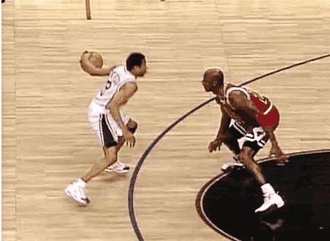 北京时间11月27日04：00，欧冠将会迎来一场...（欧冠北京时间11月27日凌晨4点将上演一场焦点之战）