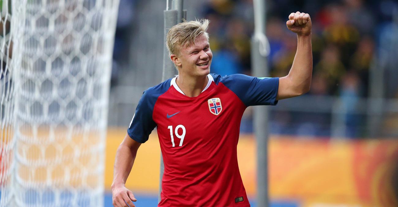 三分也是杀招了！亚历山大本赛季三分命中率来到45.4% 联盟前10（亚历山大三分成杀手锏：本季命中率45.4%，位列联盟前十）