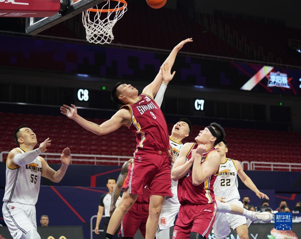 BBC：樱桃要在冬窗留住塞梅尼奥，倾向赛季后更低价格放人（BBC：伯恩茅斯计划冬窗留住塞梅尼奥，倾向赛季结束后再以更低价放行）