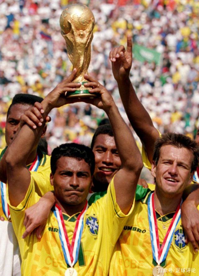 英超七季唯一每季参与进球上双：布鲁诺-费尔南德斯（布鲁诺-费尔南德斯成英超近七季唯一每季参与进球达两位数的球员）