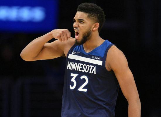 戈贝尔致命失误，华子加时险些逆转掘金，约基奇超神三双创纪录！（戈贝尔关键失误，爱德华兹加时险翻掘金，约基奇神级三双刷新纪录）