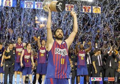 昔日弟子梅西、布斯克茨、阿尔巴美职联夺冠，恩里克表示祝贺（梅西、布斯克茨、阿尔巴问鼎美职联，恩里克送上祝贺）