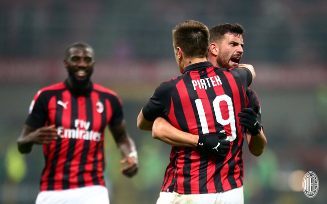 早报：非洲杯小组赛首轮无冷门（早间速递：非洲杯小组赛首轮未爆冷）