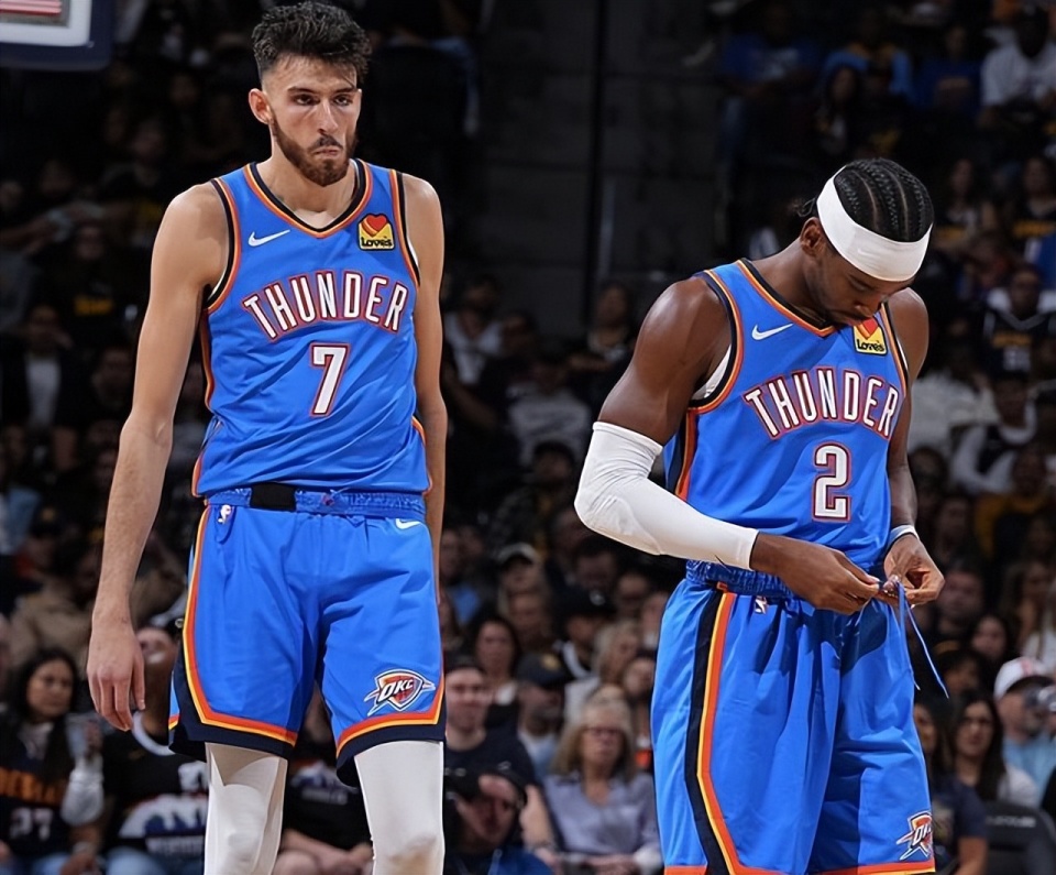 汉堡主帅：霍芬海姆前场逼抢凶悍，波尔森能够参加本轮比赛（汉堡主帅：霍芬海姆前场压迫凶狠，波尔森本轮可出战）