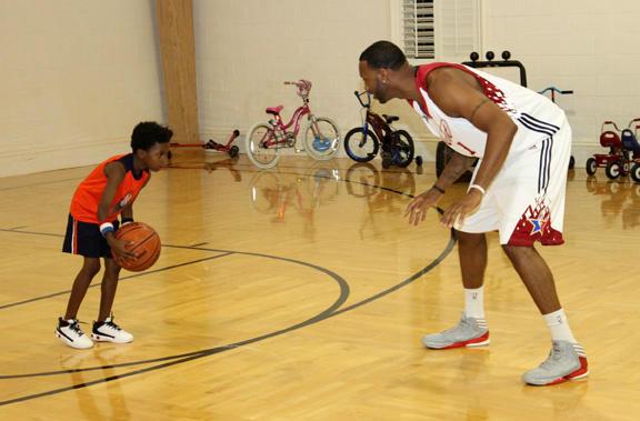 选择在伯纳乌领德国骑士十字勋章，克罗斯：皇马一直是我的家（将领奖地点定在伯纳乌，克罗斯获颁德国骑士十字勋章：皇马一直是我的家）